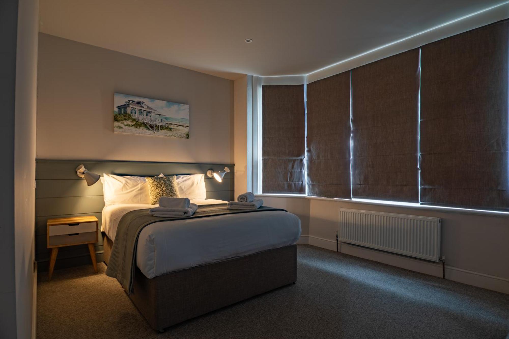The Bay Hotel Певенсі Екстер'єр фото